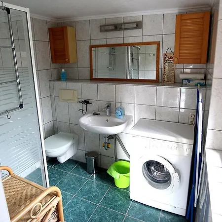 Semesterbostad Ferienhaus Am Muehlenberg Benz (Usedom)